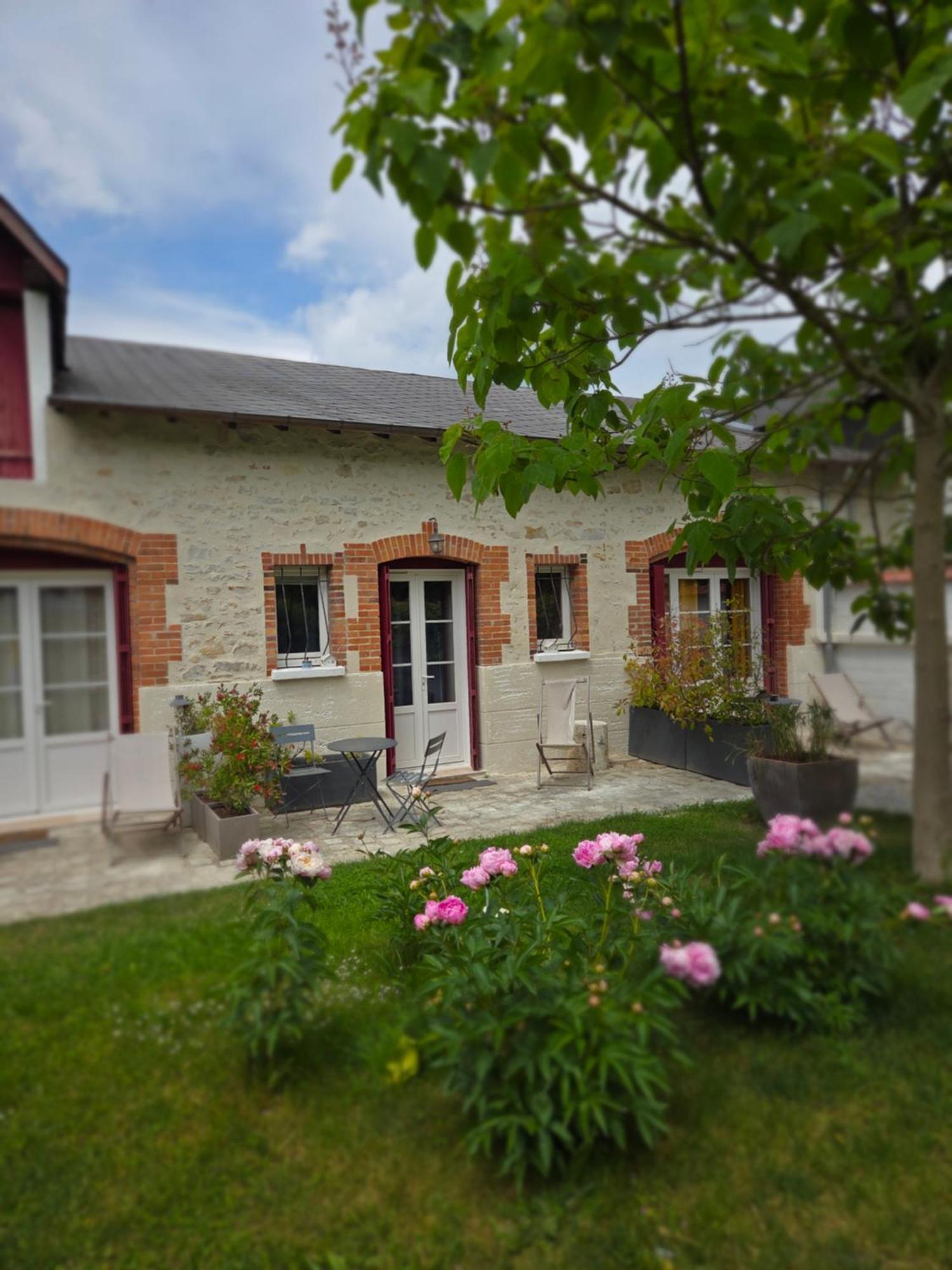 La Renardiere Bourges Exterior photo